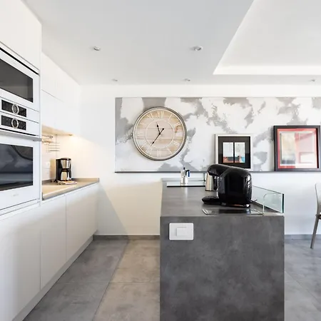 In Und Panoramablick By Interhome Daire *
